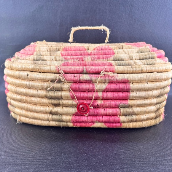 Handcrafted Other - Vintage Handwoven Coiled Spiral Basket With Lid & Handle Floral Pattern